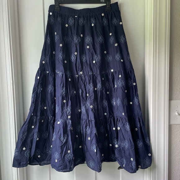 Zara Tiered Embroidered Midi Maxi Skirt Size M Blogger Favorite - Picture 4 of 9